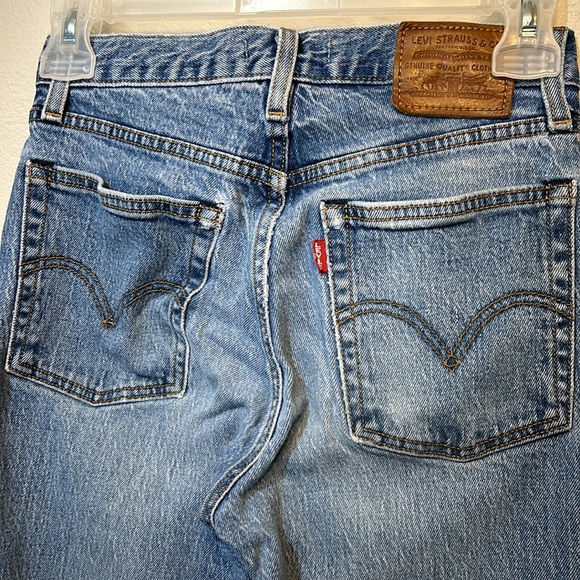 Levi’s wedgie jeans - Picture 4 of 5
